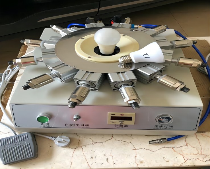 E27 B22 E14 Bulb Cap Crimping Punching Machine For LED Bulb Cap Assembly Production